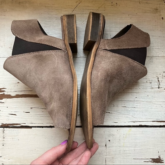 Musse & Cloud Ciara Boho Suede Leather Open Toe & Heel Ankle Bootie Sandal - Picture 5 of 13